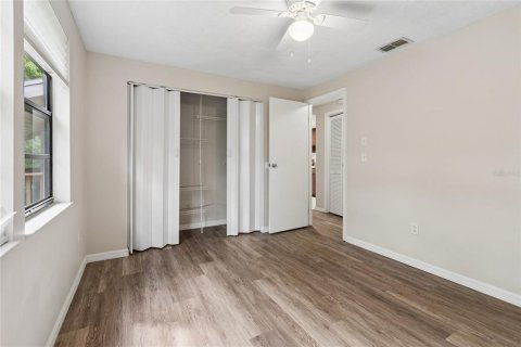 Condominio en venta en Oldsmar, Florida, 2 dormitorios, 85.01 m2 № 2148287 - foto 25