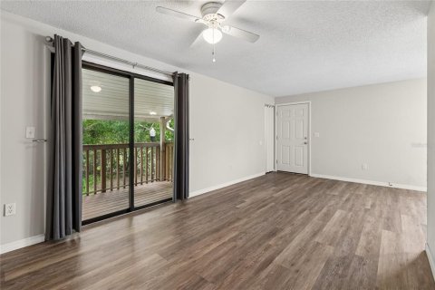 Condominio en venta en Oldsmar, Florida, 2 dormitorios, 85.01 m2 № 2148287 - foto 16