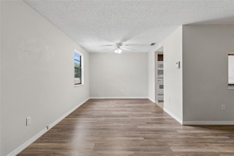 Condominio en venta en Oldsmar, Florida, 2 dormitorios, 85.01 m2 № 2148287 - foto 8