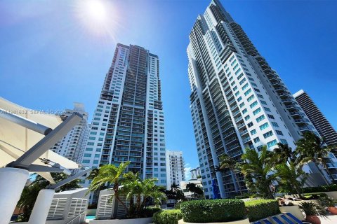 Condo in Miami, Florida № 2043695 - photo 10