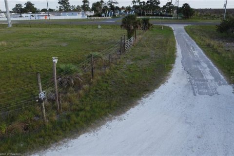 Land in Lake Placid, Florida № 2123634 - photo 3