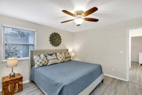 House in Clearwater, Florida 3 bedrooms, 116.78 sq.m. № 1834916 - photo 8