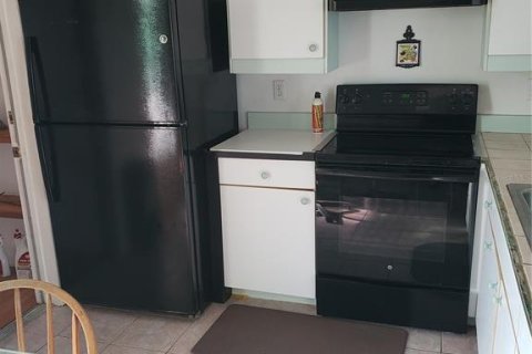 House in Palmetto, Florida 3 bedrooms, 105.54 sq.m. № 1904549 - photo 3