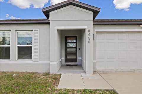 Villa ou maison à Spring Hill, Floride 4 chambres, 169.83 m2 № 2429249