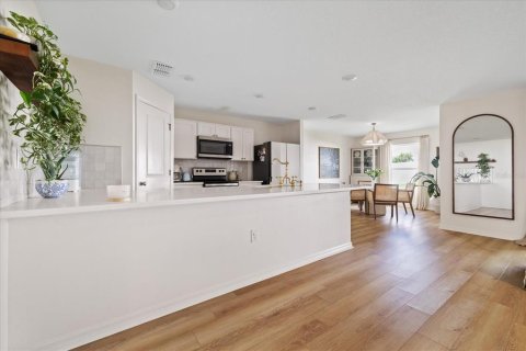 Villa ou maison à louer à Spring Hill, Floride: 4 chambres, 169.83 m2 № 2429249 - photo 20
