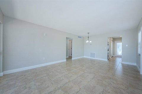 Condominio en alquiler en Dunedin, Florida, 2 dormitorios, 83.61 m2 № 1904380 - foto 15