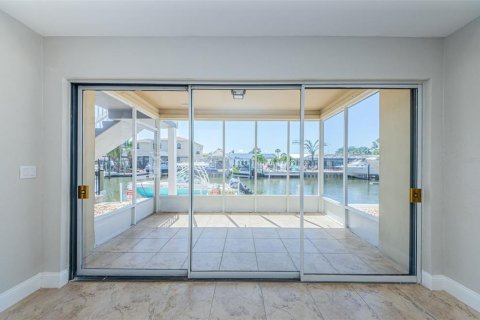 Condominio en alquiler en Dunedin, Florida, 2 dormitorios, 83.61 m2 № 1904380 - foto 13