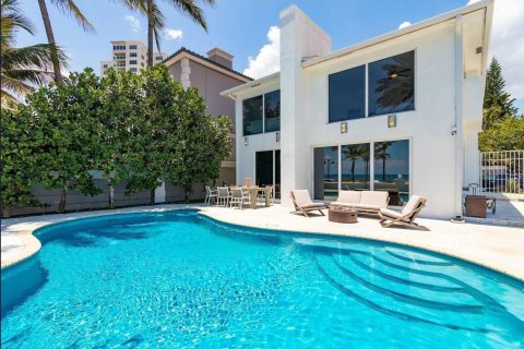 House in Fort Lauderdale, Florida 5 bedrooms, 256.97 sq.m. № 2158168 - photo 7