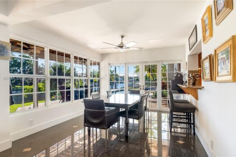 Casa en venta en Plantation, Florida, 5 dormitorios, 379.6 m2 № 2010721 - foto 22