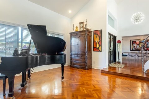 Casa en venta en Plantation, Florida, 5 dormitorios, 379.6 m2 № 2010721 - foto 8