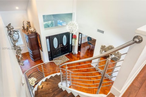 Casa en venta en Plantation, Florida, 5 dormitorios, 379.6 m2 № 2010721 - foto 27