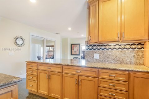 Casa en venta en Plantation, Florida, 5 dormitorios, 379.6 m2 № 2010721 - foto 18