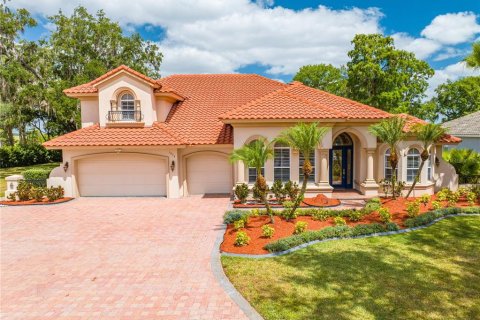 Casa en venta en Kissimmee, Florida, 5 dormitorios, 384.71 m2 № 1679827 - foto 10