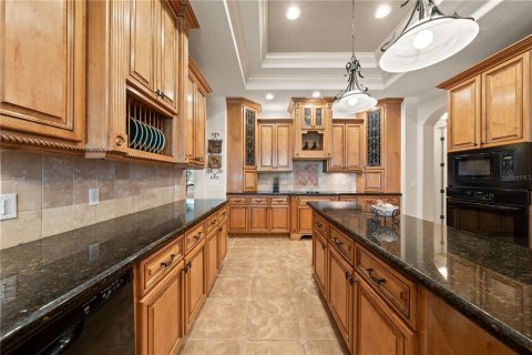 Casa en venta en Kissimmee, Florida, 5 dormitorios, 384.71 m2 № 1679827 - foto 30