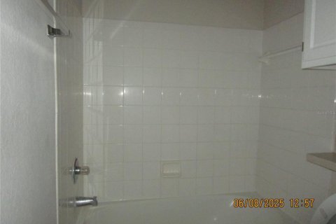 Copropriété à vendre à Maitland, Floride: 2 chambres, 118.91 m2 № 1797849 - photo 11