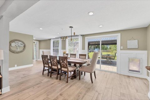 House in Wimauma, Florida 4 bedrooms, 287.63 sq.m. № 1827939 - photo 6