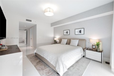 Copropriété à louer à Sunny Isles Beach, Floride: 3 chambres, 175.77 m2 № 2043032 - photo 12