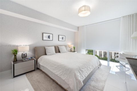 Copropriété à louer à Sunny Isles Beach, Floride: 3 chambres, 175.77 m2 № 2043032 - photo 10