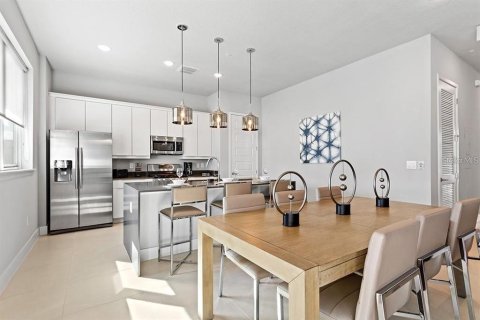 Condo in Four Corners, Florida, 4 bedrooms  № 1597396 - photo 6