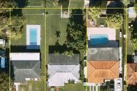 Casa en venta en Miami, Florida, 4 dormitorios, 170.94 m2 № 1986202 - foto 12