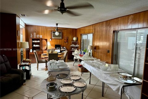 Casa en venta en Miami, Florida, 4 dormitorios, 170.94 m2 № 1986202 - foto 5