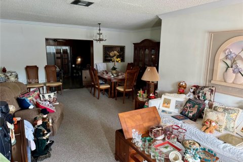 Casa en venta en Miami, Florida, 4 dormitorios, 170.94 m2 № 1986202 - foto 2