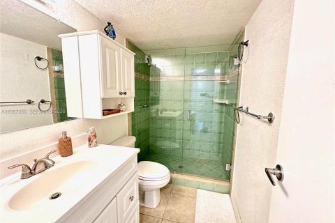 Снять в аренду кондоминиум в Халландейл-Бич, Флорида 2 спальни, 104.98м2, № 2029129 - фото 6