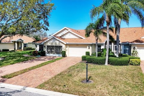 Condominio en venta en Sun City Center, Florida, 2 dormitorios, 104.52 m2 № 1906658 - foto 1