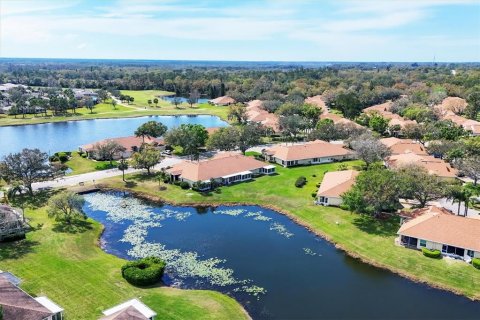 Condominio en venta en Sun City Center, Florida, 2 dormitorios, 104.52 m2 № 1906658 - foto 3