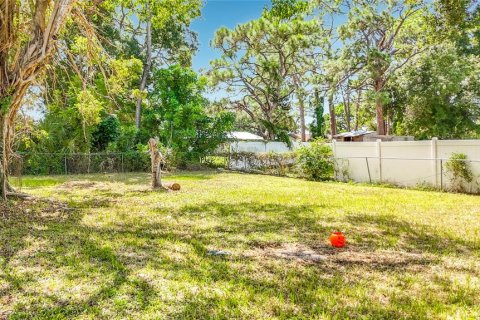 Immobilier commercial à vendre à Bradenton, Floride: 7 chambres, 304.35 m2 № 2388788 - photo 4