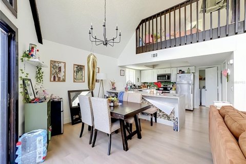 Immobilier commercial à vendre à Bradenton, Floride: 7 chambres, 304.35 m2 № 2388788 - photo 12