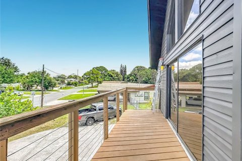 Immobilier commercial à vendre à Bradenton, Floride: 7 chambres, 304.35 m2 № 2388788 - photo 24
