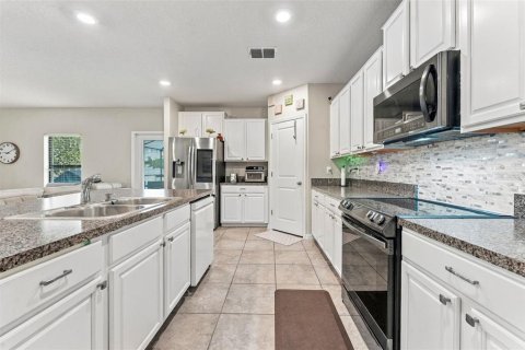 House in Riverview, Florida 5 bedrooms, 210.33 sq.m. № 2393769 - photo 28