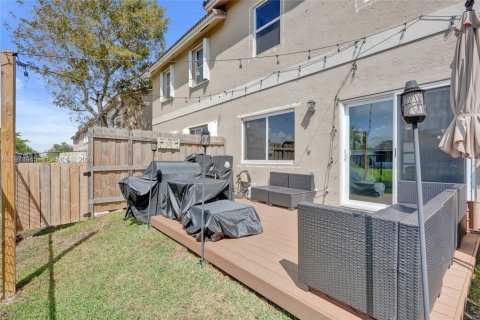 Touwnhouse à vendre à Sunrise, Floride: 3 chambres, 144.56 m2 № 2045027 - photo 2