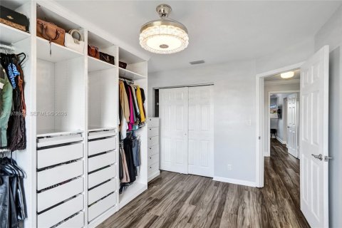 Touwnhouse à vendre à Sunrise, Floride: 3 chambres, 144.56 m2 № 2045027 - photo 12