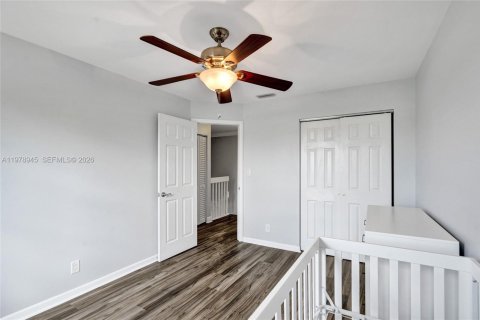 Touwnhouse à vendre à Sunrise, Floride: 3 chambres, 144.56 m2 № 2045027 - photo 8