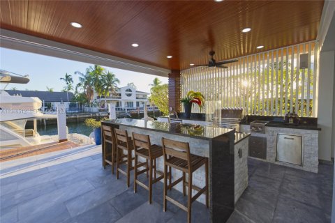 Casa en venta en North Miami Beach, Florida, 6 dormitorios, 443.42 m2 № 2002801 - foto 19