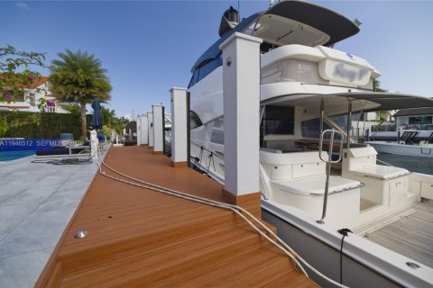 Casa en venta en North Miami Beach, Florida, 6 dormitorios, 443.42 m2 № 2002801 - foto 6