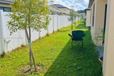 Casa en venta en St. Lucie, Florida, 3 dormitorios, 155.33 m2 № 1993400 - foto 16