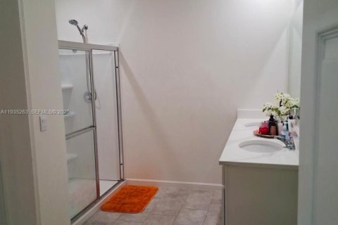 Casa en venta en St. Lucie, Florida, 3 dormitorios, 155.33 m2 № 1993400 - foto 10