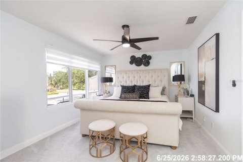 Townhouse in Tampa, Florida 2 bedrooms, 125.6 sq.m. № 2215472 - photo 23