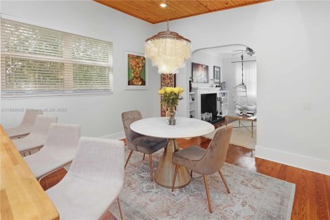 Villa ou maison à louer à Hollywood, Floride: 3 chambres, 112.5 m2 № 1931841 - photo 4