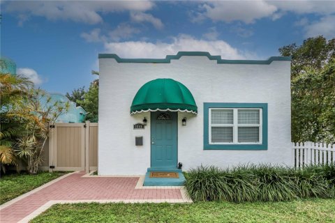 Villa ou maison à louer à Hollywood, Floride: 3 chambres, 112.5 m2 № 1931841 - photo 27