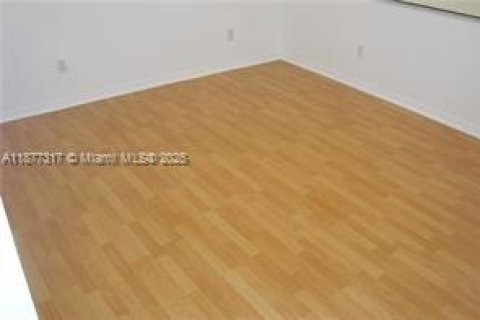Villa ou maison à vendre à Pembroke Pines, Floride: 5 chambres, 222.97 m2 № 2089594 - photo 9