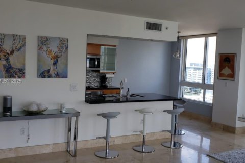 Купить кондоминиум в Майами-Бич, Флорида 2 спальни, 122.82м2, № 1948141 - фото 3