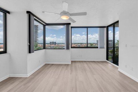 Condo in Clearwater, Florida, 2 bedrooms  № 2291691 - photo 14