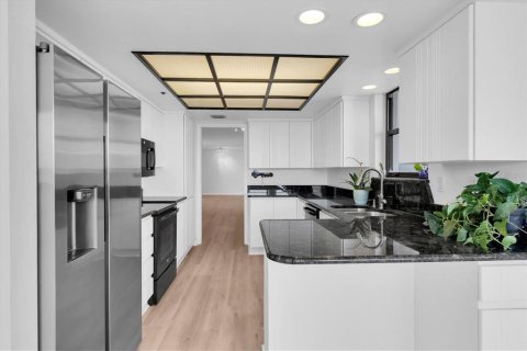 Condo in Clearwater, Florida, 2 bedrooms  № 2291691 - photo 21