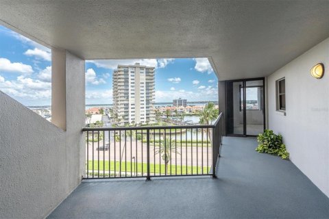 Condo in Clearwater, Florida, 2 bedrooms  № 2291691 - photo 16