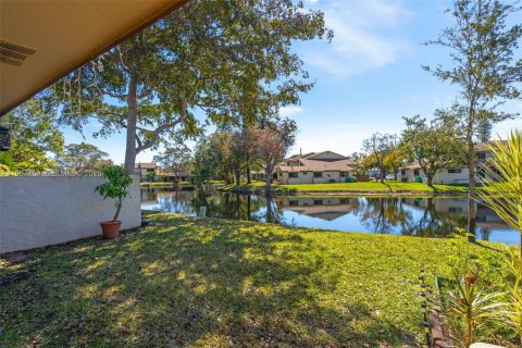 Adosado en venta en Sunrise, Florida, 2 dormitorios, 99.78 m2 № 2033126 - foto 25