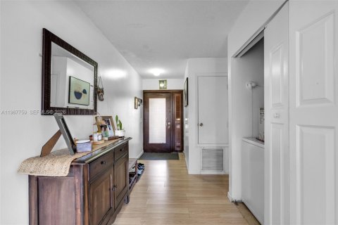 Adosado en venta en Sunrise, Florida, 2 dormitorios, 99.78 m2 № 2033126 - foto 4